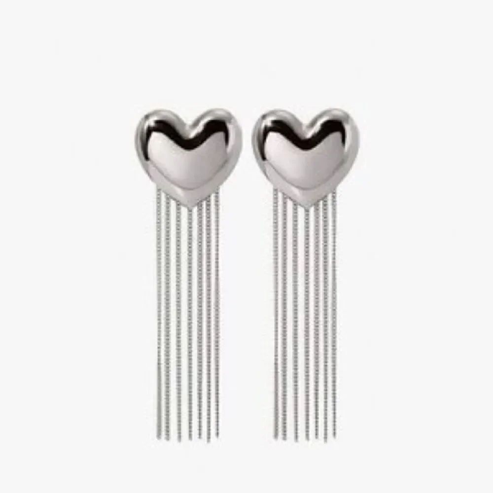 Heart Dangle Earrings  N1405